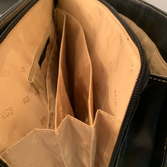 Black Bag with Handles. - Picture 9 of 16